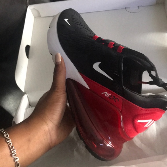 Nike Air 270s - Picture 4 of 6